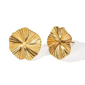 18K Gold Plated Leaf Stud Earrings